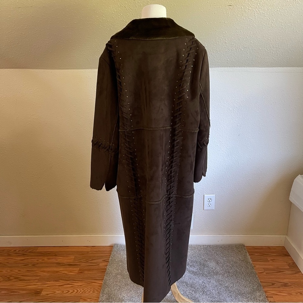 Dennis Basso Polyester Cruelty Free Faux Shearling
Brown Trench Coat - Picture 8 of 9